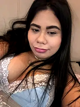 Snapshot of bolivia26 chatting on December 18, 6:19 am bolivia26 online show from December 18, 6:19 am