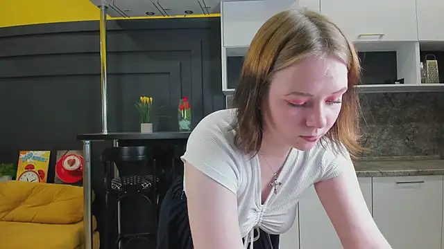 Sophi X online show from October 14, 9:10 am