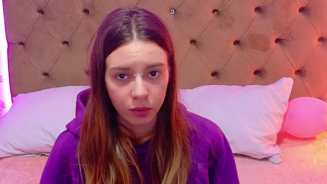 CoraVex online show from April 4, 4:11 am