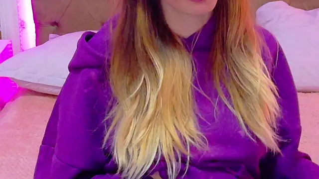 CoraVex online show from April 5, 4:09 am