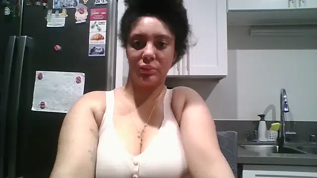 Snapshot of Dallasstar chatting on October 12, 2:05 pm Dallasstar online show from October 12, 2:05 pm