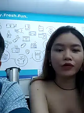 Snapshot of MaiHoang2k chatting on September 23, 4:43 pm MaiHoang2k online show from September 23, 4:43 pm