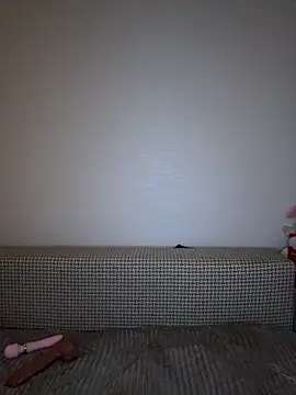 MissOyee online show from October 11, 6:28 pm