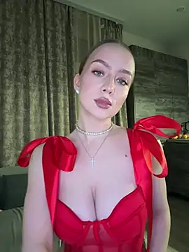 MissOyee online show from February 14, 7:54 pm