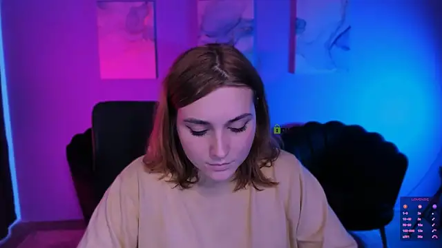 casey meow  online show from November 25, 9:42 am