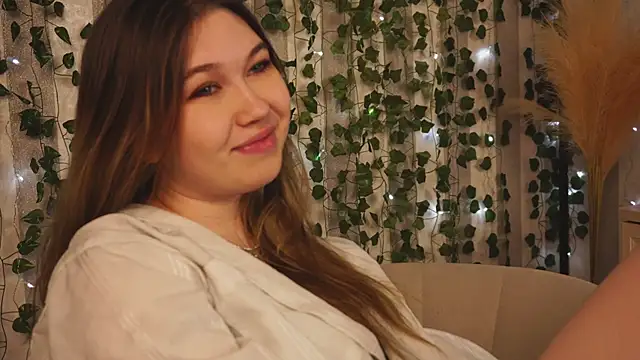 cheeky cherry juice online show from November 4, 1:10 pm