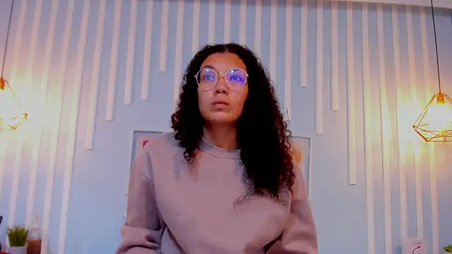 SweetStarr  online show from October 10, 12:48 pm