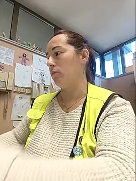 bichota85 online show from November 26, 11:33 am