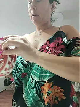 bichota85 online show from August 1, 10:47 am