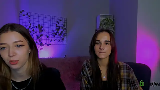 Snapshot of ariana_ross7 chatting on September 20, 10:16 am ariana ross7 online show from September 20, 10:16 am
