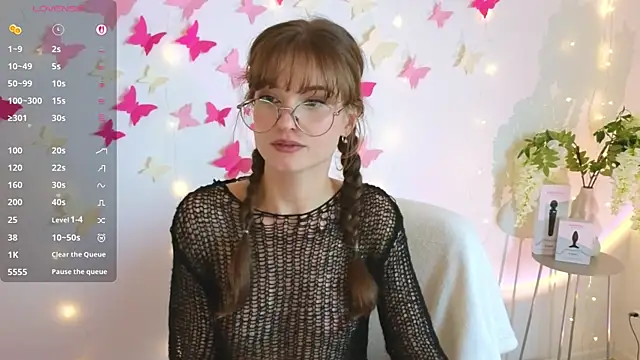 Snapshot of Katyaa_Lover chatting on September 26, 3:38 pm Katyaa Lover online show from September 26, 3:38 pm