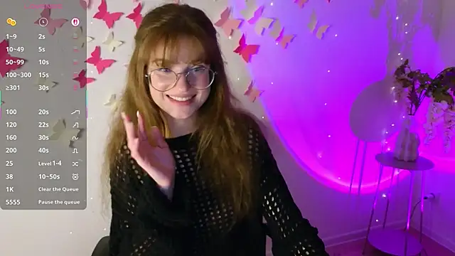 Snapshot of Katyaa_Lover chatting on October 2, 3:52 pm Katyaa Lover online show from October 2, 3:52 pm