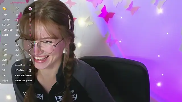 Snapshot of Katyaa_Lover chatting on October 12, 3:44 pm Katyaa Lover online show from October 12, 3:44 pm