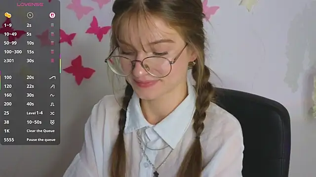 Snapshot of Katyaa_Lover chatting on October 15, 4:07 pm Katyaa Lover online show from October 15, 4:07 pm