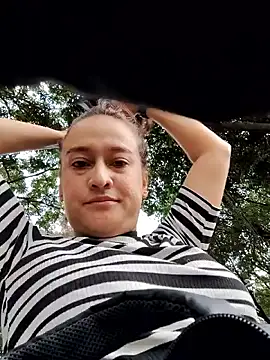 Snapshot of valery506 chatting on November 24, 1:44 pm valery506 online show from November 24, 1:44 pm