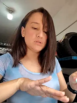 Snapshot of valery506 chatting on December 5, 2:47 pm valery506 online show from December 5, 2:47 pm