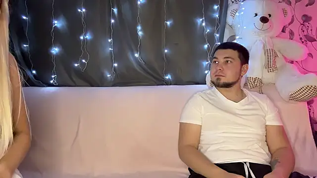 coupleinspire online show from December 4, 8:39 pm