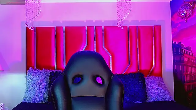 Snapshot of AithanaBlaze chatting on December 3, 12:03 pm AithanaBlaze online show from December 3, 12:03 pm