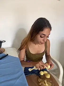 loirinhaaa online show from October 28, 3:04 pm