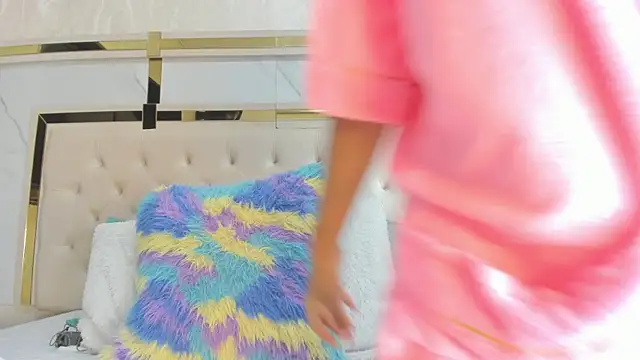 mia vy online show from January 9, 7:26 pm