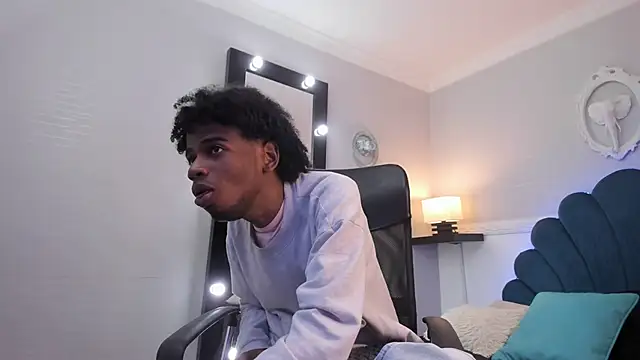 Snapshot of AllexJacob chatting on November 1, 2:19 pm AllexJacob online show from November 1, 2:19 pm