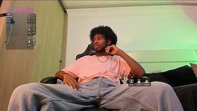 Snapshot of AllexJacob chatting on December 4, 12:03 pm AllexJacob online show from December 4, 12:03 pm