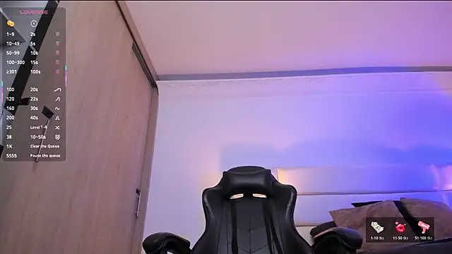 AllexJacob online show from January 14, 1:17 pm