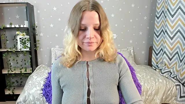 Snapshot of _Velvet_peach_ chatting on December 18, 11:16 am Velvet peach online show from December 18, 11:16 am