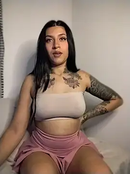 gabii hardy online show from July 1, 9:33 am