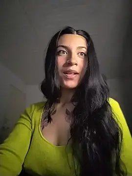 gabii hardy online show from August 5, 9:23 am