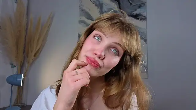 pienaple online show from October 9, 5:27 am