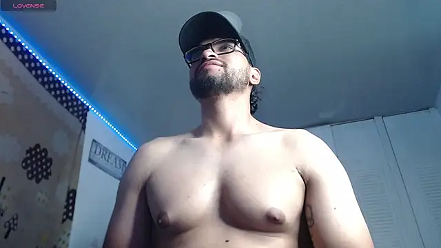 Chrys harris77 online show from December 4, 6:01 am