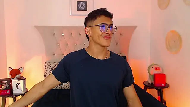 SalvadorFit online show from December 1, 8:47 pm