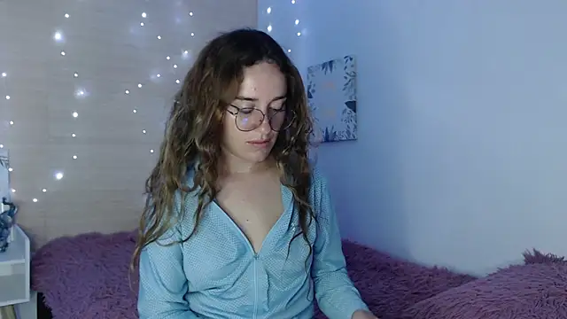 kat desiree online show from November 27, 2:02 am