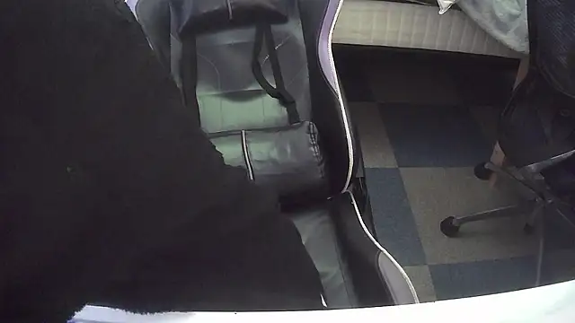 suzullll online show from February 19, 5:14 am