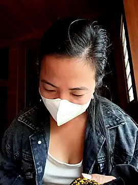 Snapshot of tulipsexy chatting on September 19, 3:52 am tulipsexy online show from September 19, 3:52 am