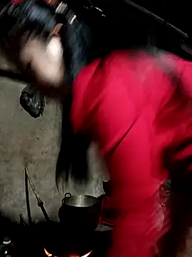 Snapshot of tulipsexy chatting on November 4, 11:15 pm tulipsexy online show from November 4, 11:15 pm