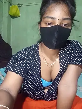 Snapshot of Cute_Couple59 chatting on June 4, 7:09 pm Cute Couple59 online show from June 4, 7:09 pm