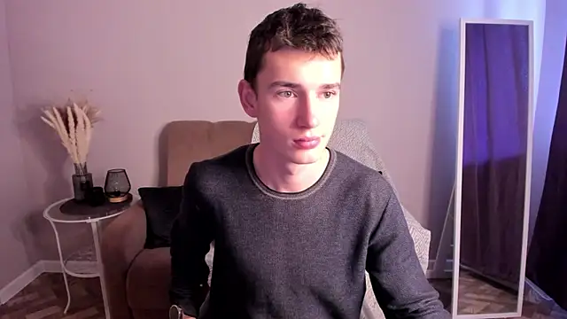 Snapshot of Max_Foks chatting on September 24, 5:55 am Max Foks online show from September 24, 5:55 am