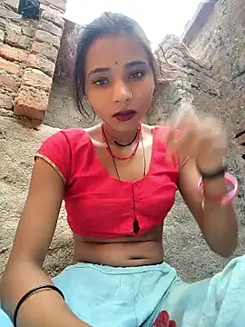 Snapshot of R_Roshni chatting on May 14, 1:45 am R Roshni online show from May 14, 1:45 am