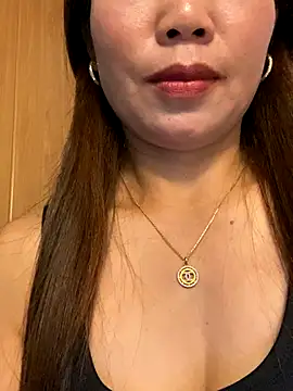 Snapshot of Milky-milk chatting on October 31, 1:06 am Milky-milk online show from October 31, 1:06 am