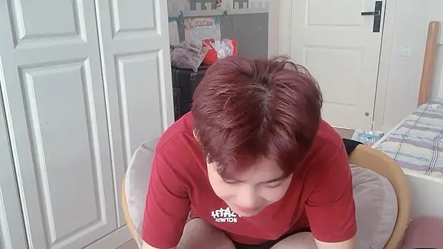 Snapshot of xlong00099 chatting on October 18, 4:37 am xlong00099 online show from October 18, 4:37 am