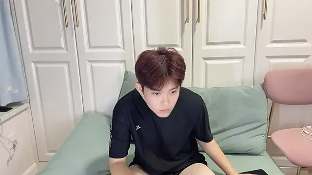 Snapshot of xlong00099 chatting on October 26, 11:38 am xlong00099 online show from October 26, 11:38 am