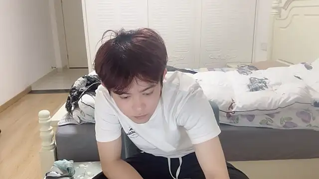 Snapshot of xlong00099 chatting on November 8, 8:36 am xlong00099 online show from November 8, 8:36 am