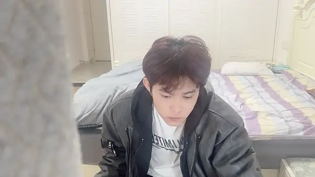 Snapshot of xlong00099 chatting on November 15, 12:45 pm xlong00099 online show from November 15, 12:45 pm