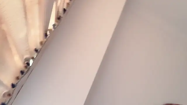 Snapshot of xlong00099 chatting on December 4, 4:44 am xlong00099 online show from December 4, 4:44 am