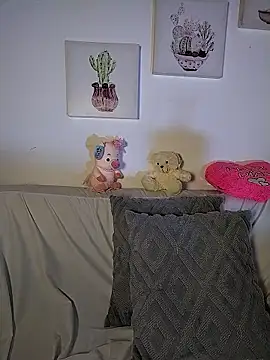 Suzanelee1 online show from October 4, 3:37 am