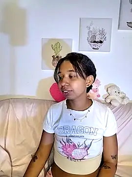 Suzanelee1 online show from October 8, 3:15 am