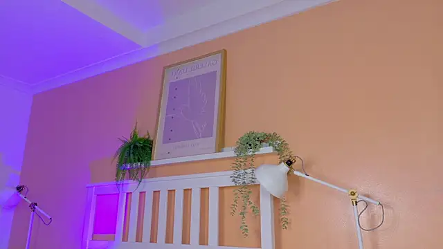 KeendraFox  online show from April 8, 10:04 am