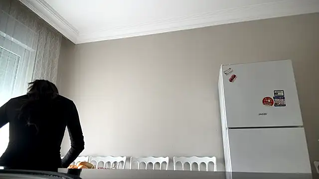 EmmaLeexth online show from January 17, 7:46 am